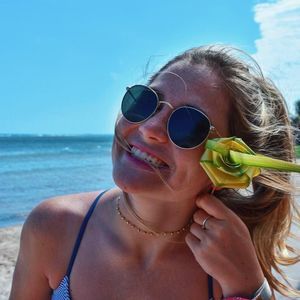 Meet your Posher, Alexandra